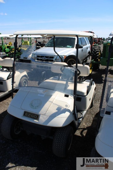 EZ Go L498 elect golf cart