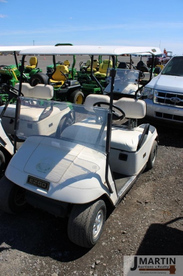 EZ Go L498 elect golf cart