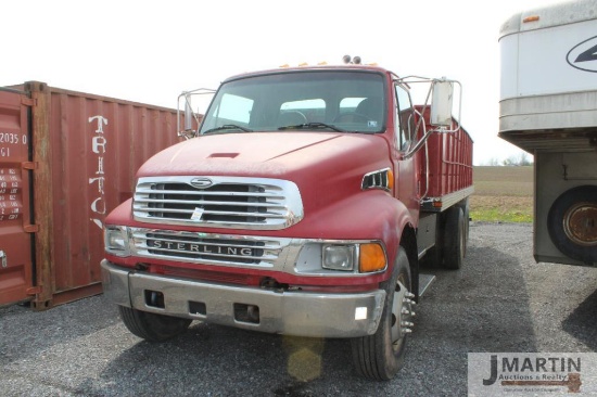 2004 Sterling truck