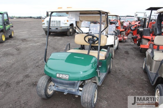 EZ GO TXT electric golf cart