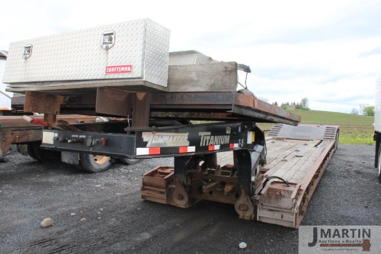 2005 Towmaster Titanium T70DTG T-5 lowboy