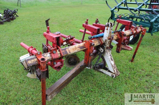 Lilliston Lehmaw 4 row rolling cultivator