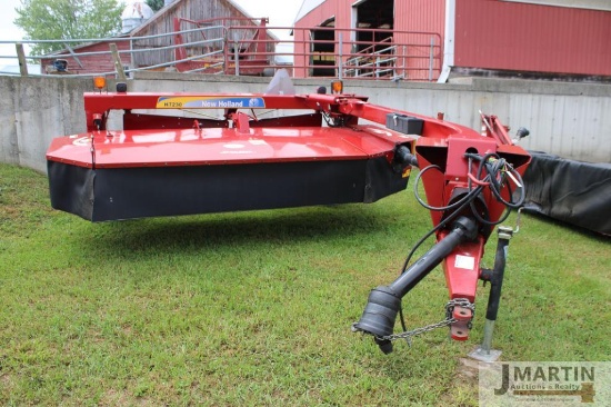 2015 NH H7230 discbine