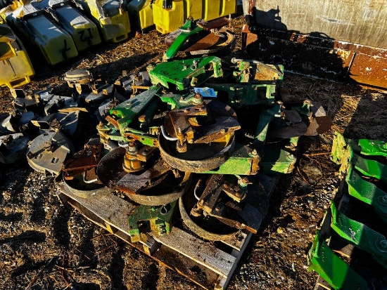 12- JD 7200 fert coulters