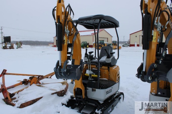 SKLanch SDLE20 mini excavator