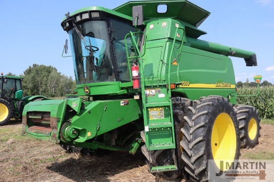 JD 9550 combine