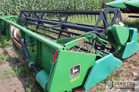 JD 920 20' flex head