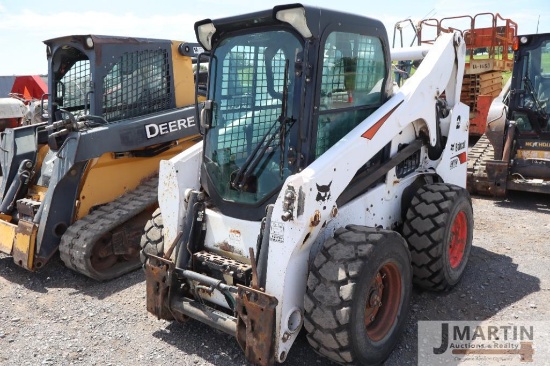 Bobcat S770 skid loader