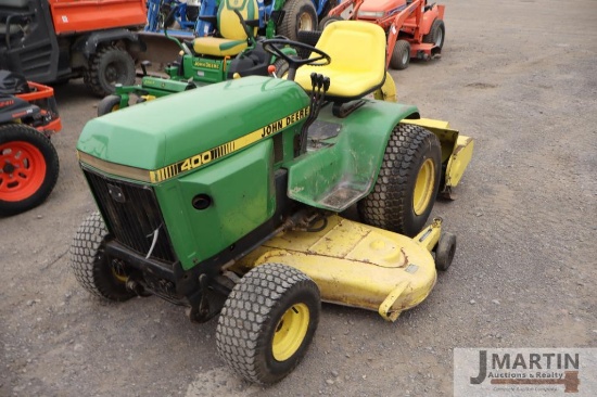 JD 400 riding mower