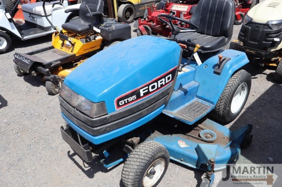 Ford GT95 riding mower