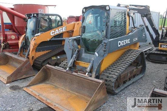 2014 JD 323E track skid loader