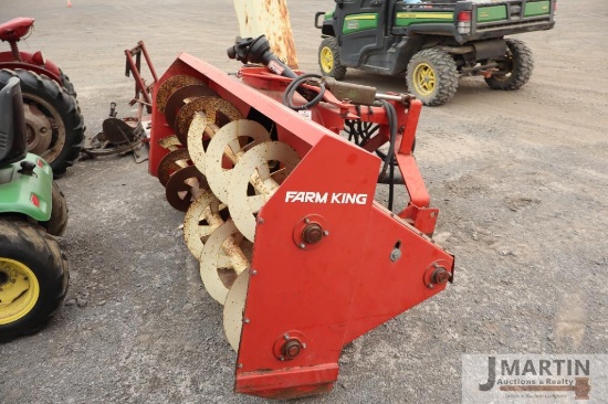 Farm King 9600 8' 3pt snow blower