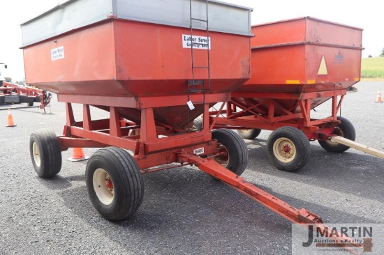 Labor Saver 250bu gravity wagon