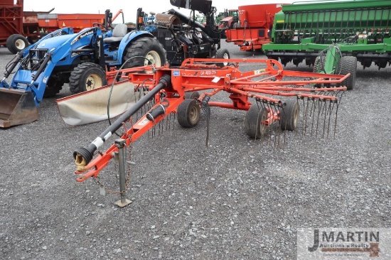 Kuhn GS 4221GTH rotary hay rake