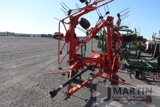 Kuhn GF7802 6 star tedder