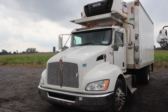 2020 Kenworth T270 box truck