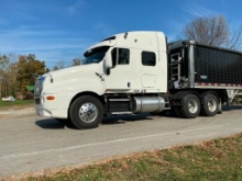 1999 Kenworth T2000 semi tractor