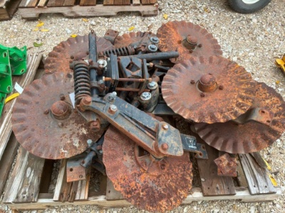 7 Planter fertilizer coulters