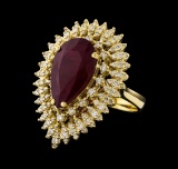 7.73 ctw Ruby and Diamond Ring - 14KT Yellow Gold