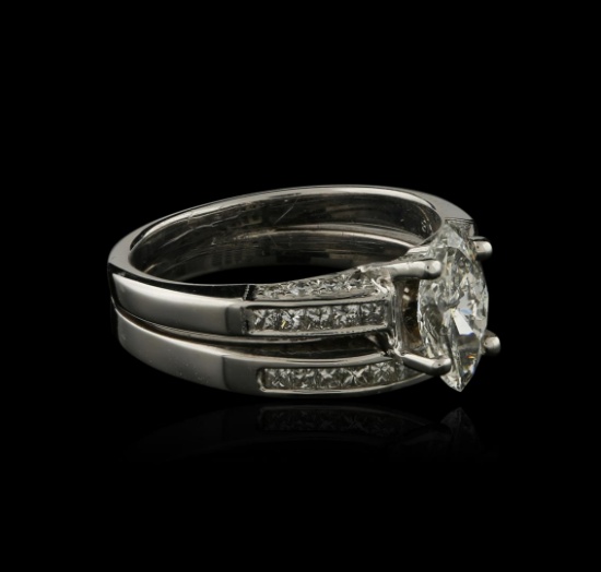 18KT White Gold 1.48 ctw Diamond Ring