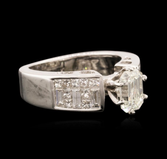 14KT White Gold 1.63 ctw Diamond Ring