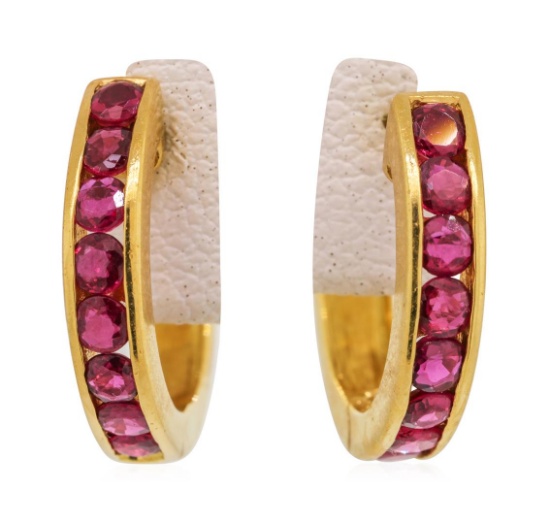 18KT Yellow Gold 1.08 ctw Ruby Earrings