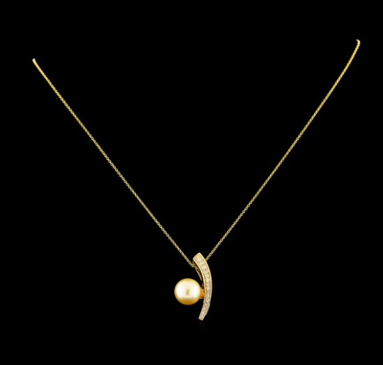 Pearl and Diamond Pendant With Chain - 14KT Yellow Gold