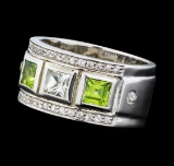 Crayola 0.90 ctw Peridot and White Sapphire Ring - .925 Silver