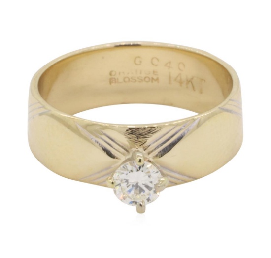 0.35 ctw Diamond Ring - 14KT Yellow Gold