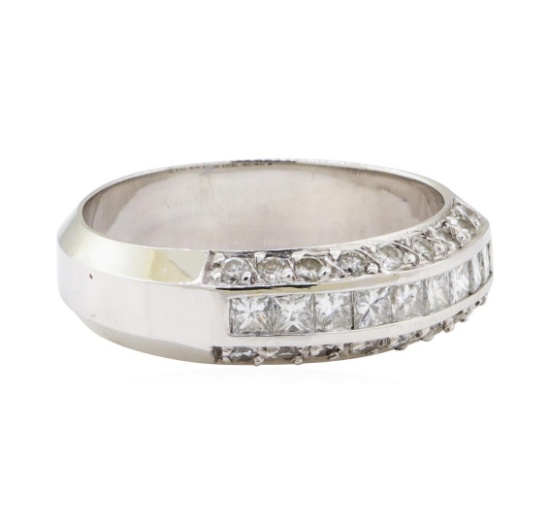 1.00 ctw Diamond Ring - 18KT White Gold