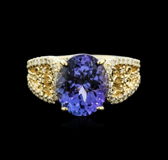 14KT Yellow Gold 4.98 ctw Tanzanite and Diamond Ring