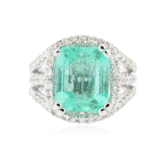 14KT White Gold 5.58 ctw Emerald and Diamond Ring