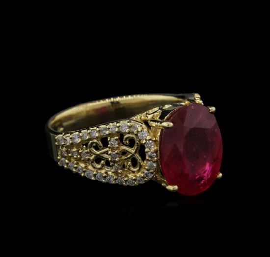 4.35 ctw Ruby and Diamond Ring - 14KT Yellow Gold