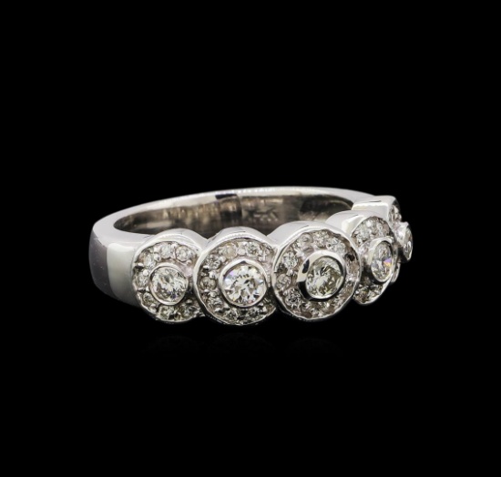 14KT White Gold 0.67 ctw Diamond Ring