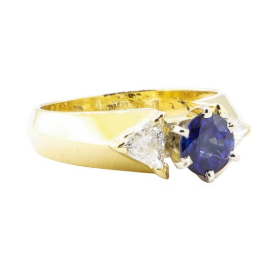 1.73 ctw Sapphire And Diamond Ring - 18KT Yellow Gold