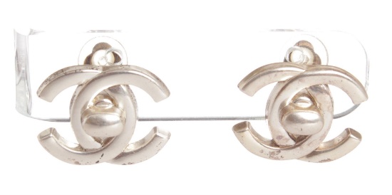 Chanel Silver CC Turn Lock Vintage Clip On Earrings 96P