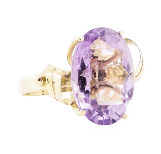 10.00 ctw Amethyst Ring - 14KT Yellow Gold