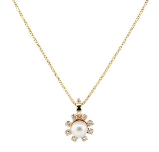 0.40 ctw Diamond and Pearl Pendant with Chain - 14KT Yellow Gold