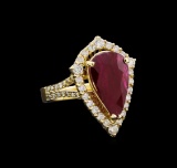 GIA C 5.98 ctw Ruby and Diamond Ring - 14KT Yellow Gold