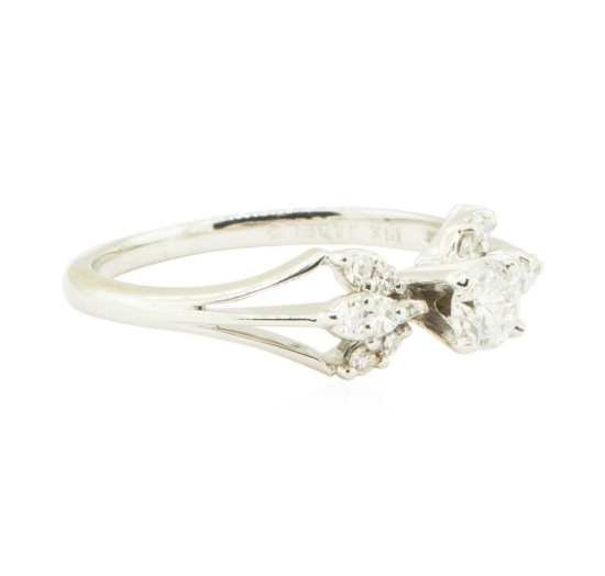 0.50 ctw Diamond Ring - 18KT White Gold