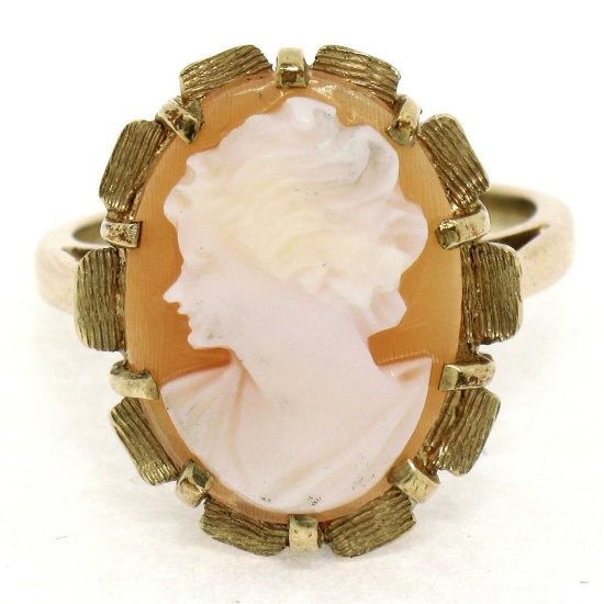 Vintage 14k Yellow Gold Oval Carved Shell Cameo Ring w/ Brushed Finish Frame