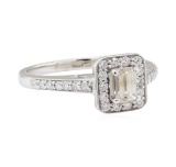 0.90 ctw Diamond Ring - 14KT White Gold