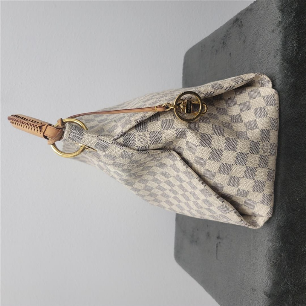 Louis Vuitton Damier Azur artsy Bag Auction