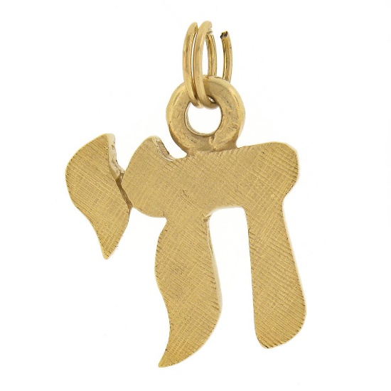 Vintage 14K Yellow Gold Florentine Texture Finish Hebrew Chai Life Charm Pendant