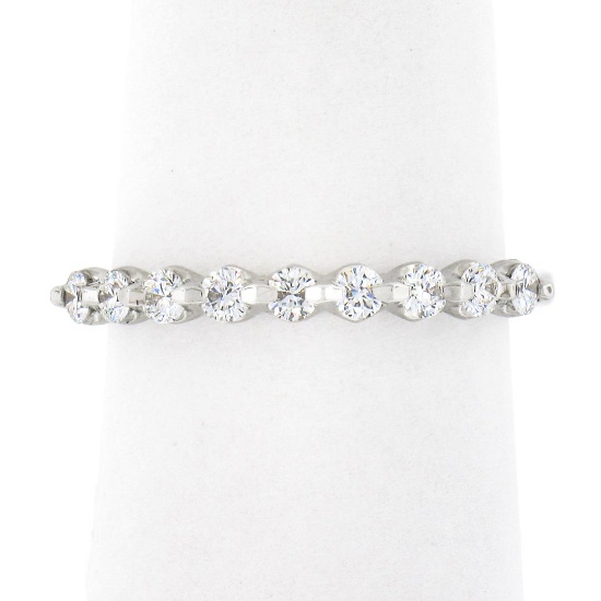 NEW 14K White Gold 0.36 ctw Round Diamond Center Shared Prong Wedding Band Ring