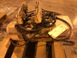 Coffins 1 ton trolley hoist. Unknown condition