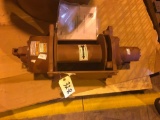 Hydraulic winch freespool