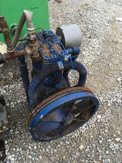 Quincey air compressor pump