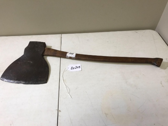 I Willey 8 1/2 inch shipwright?s axe