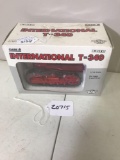 Ertl 1/16 Scale International T340 Crawler, in original box